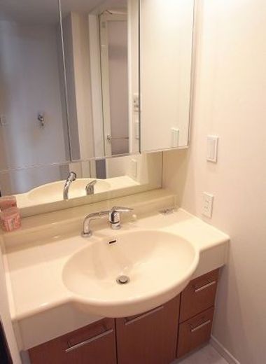 クレストフォルム上野グランステージ