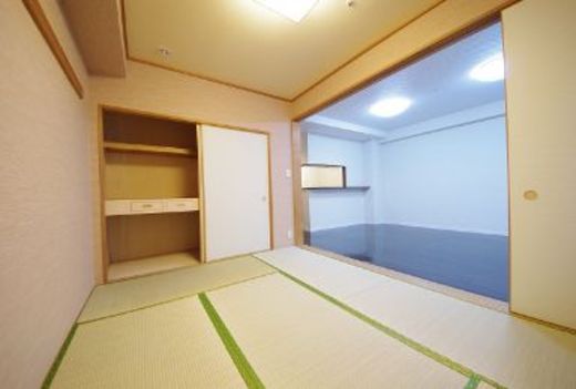 クレストフォルム上野グランステージ