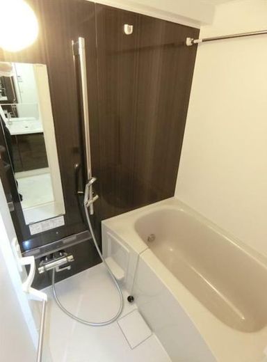ディアレイシャス鶯谷