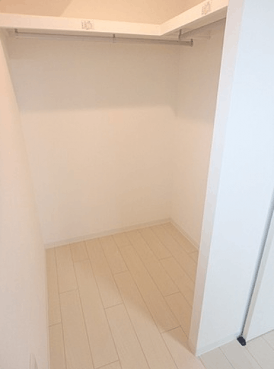 プラティーク森下