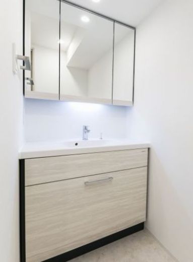 プレール・ドゥーク新宿West