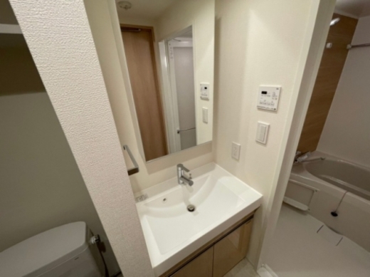 グランカーサ両国イースト