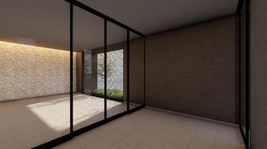 L・BASE押上North・South