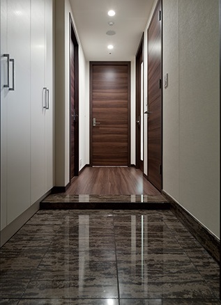 ラ・トゥール新宿グランド