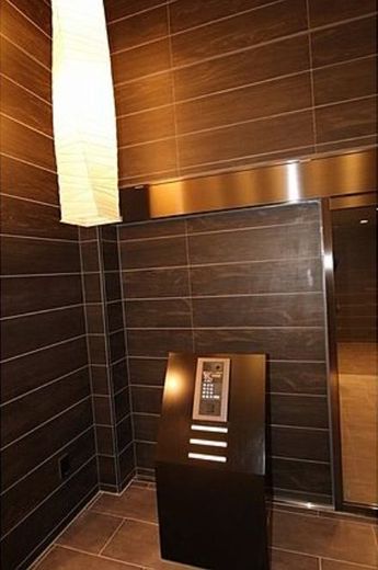 グランジット三ノ輪