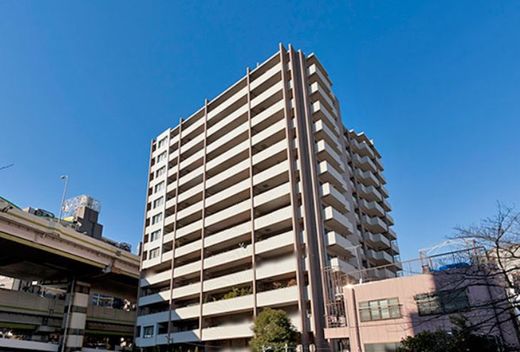 グローリオ板橋本町