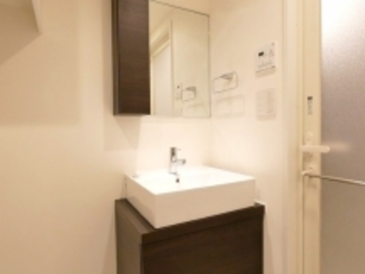 ラフィスタ方南町