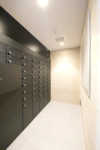 ラフィスタ方南町