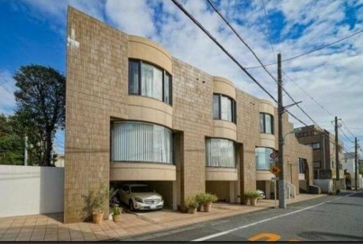 パラドール・デ・柿の木坂