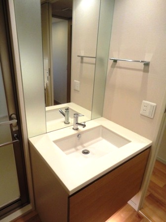 ブリリア神楽坂id