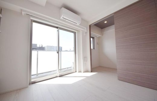 ヴァンクール菊川駅前