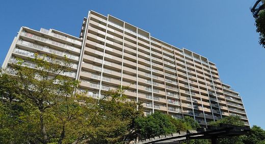 オーベルグランディオ萩中