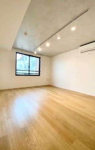 ラクラス中野弥生町