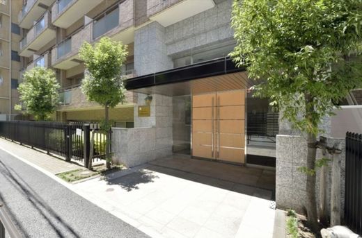 エクセシオーネお茶の水女子大学前