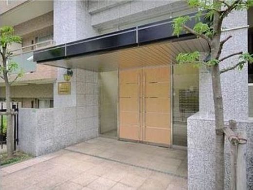 エクセシオーネお茶の水女子大学前