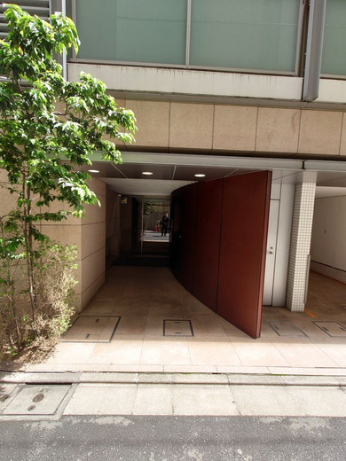 クオリア銀座やま祢ビル
